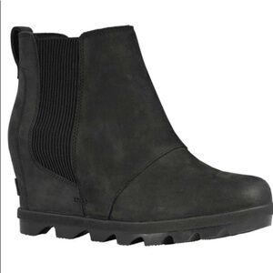 Sorel Joan of Arctic Wedge II Chelsea Bootie Genuine Leather 10 Winter Fall